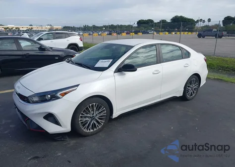 2022 Kia Forte Gt-Line из США, поврежденный, VIN 3KPF54AD1NE469746